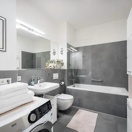 Apartment Design Loft Am Hauptbahnhof - Modern Mit Parkplatz Berlin