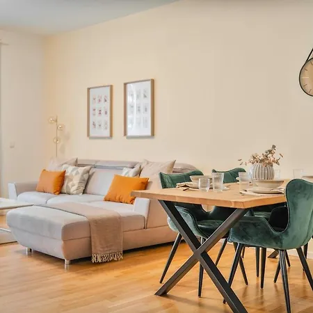 Design Loft Am Hauptbahnhof - Modern Mit Parkplatz Apartment